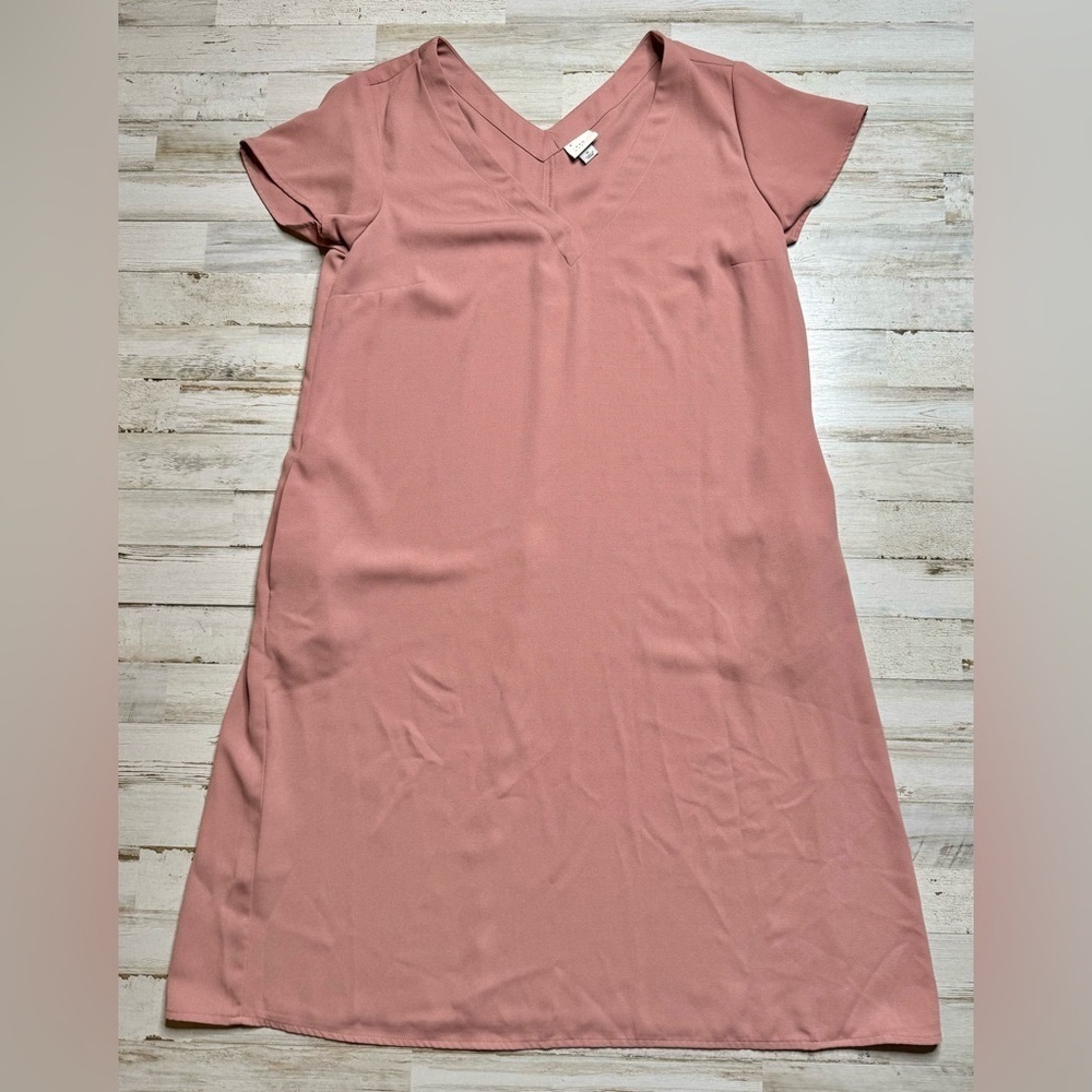 A New Day Dress Women Medium Basic Shift Blush Pink Short Sleeve V-Neck Pockets - Picture 1 of 10
